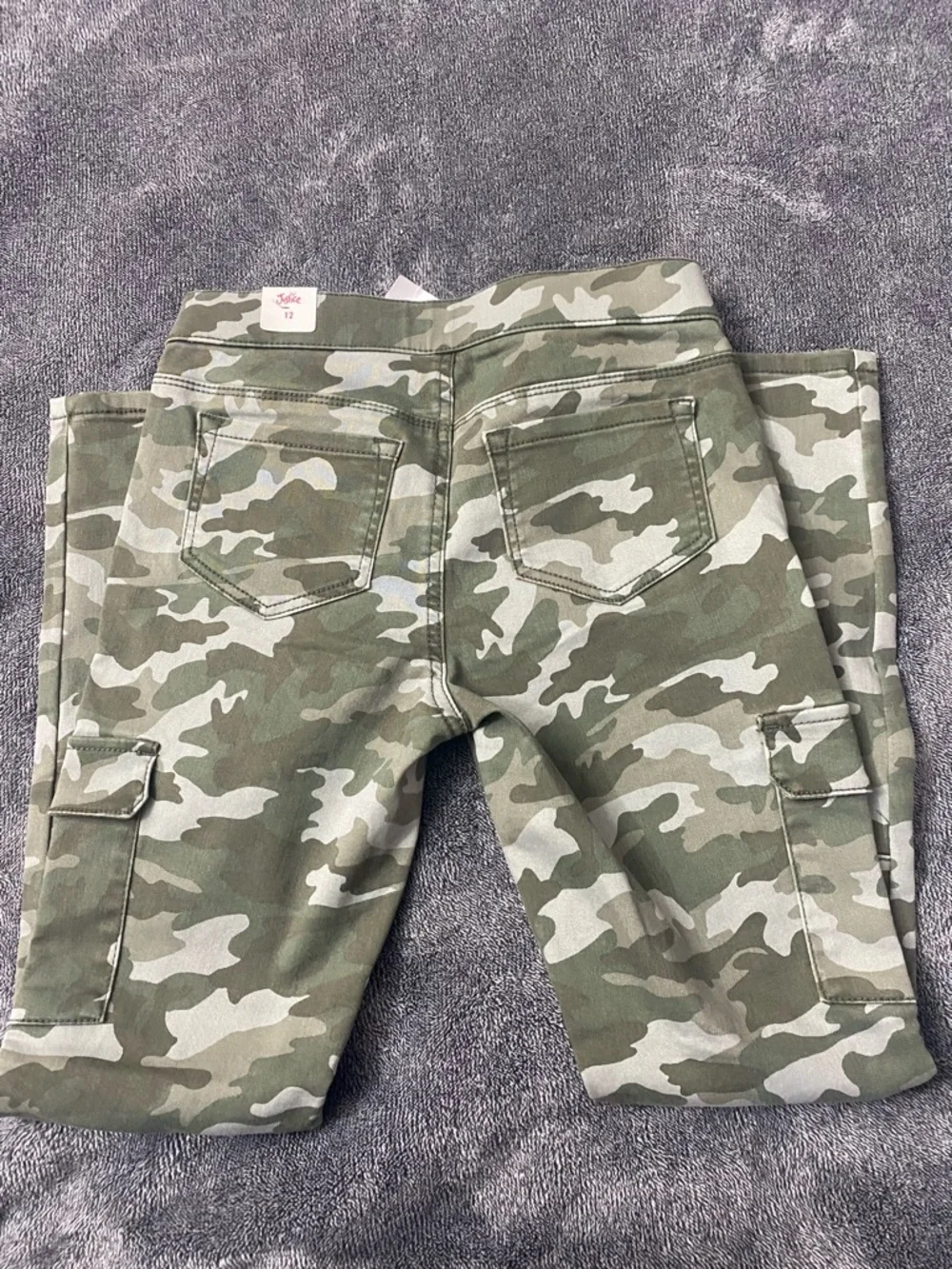 NWT Justice Girls Camo Cargo Jeggings –‎ Size 12